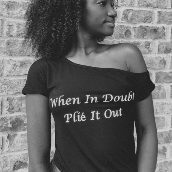 Twinkle-Shirt (Off-Shoulder) - Picture 3 of 3